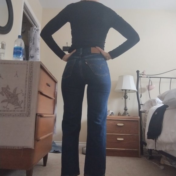 Levi's Ribcage Straight Ankle Jeans; dark blue wash; size 24 waist - Picture 6 of 9